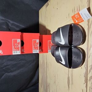 NIke Kawa Shower Slides Black White NIB 832528 001 Womens 9